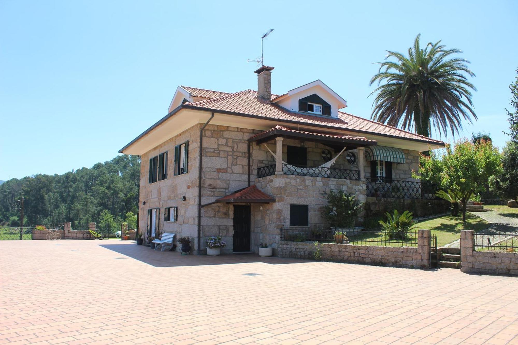 Paco Al Villa Moncao Bagian luar foto